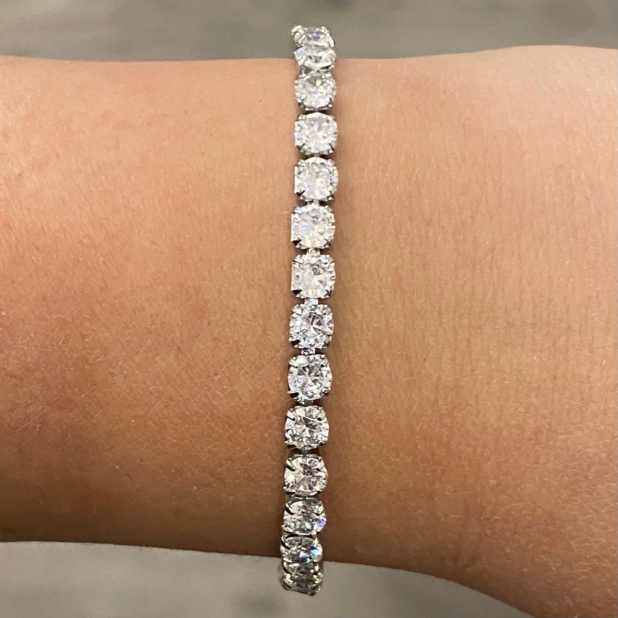Signature Adjustable 6 Carat Bolo Bracelet - Image 7